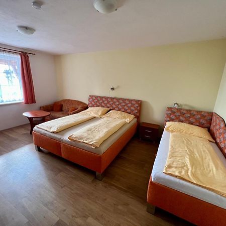 Horsky Hotel Paprsek Staré Město Zimmer foto